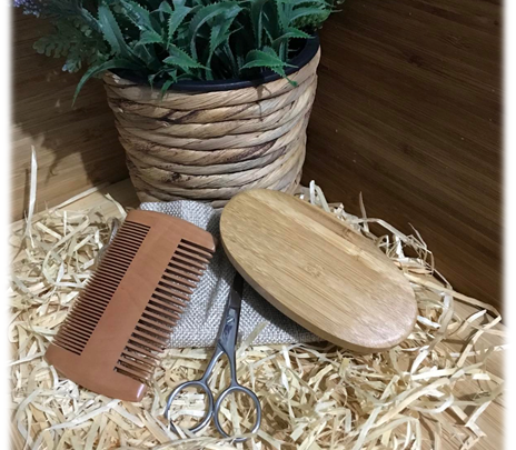 Beard Grooming Kit in Tan or Black